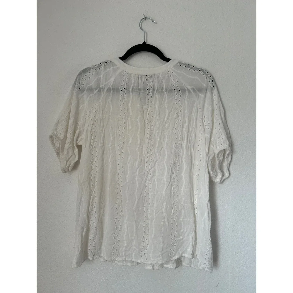 LOFT blouse features